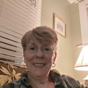 Meet your Posher, Amelia